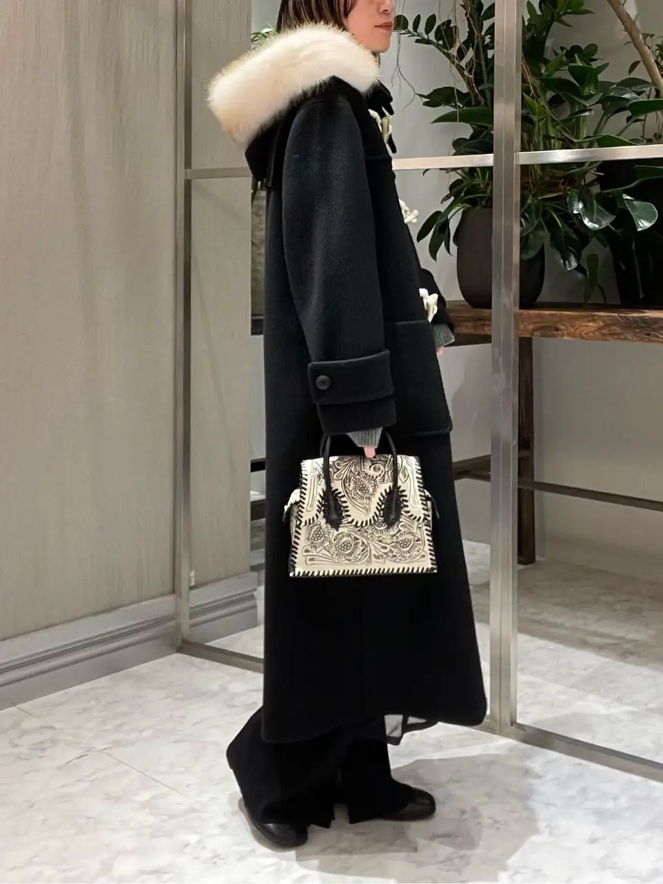 ORIGINATED IN GRACE CONTINENTAL 三浦　芙優 コーディネート画像