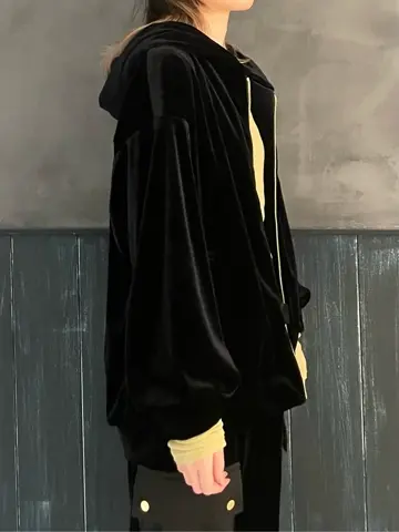 ORIGINATED IN GRACE CONTINENTAL 三浦　芙優 コーディネート画像