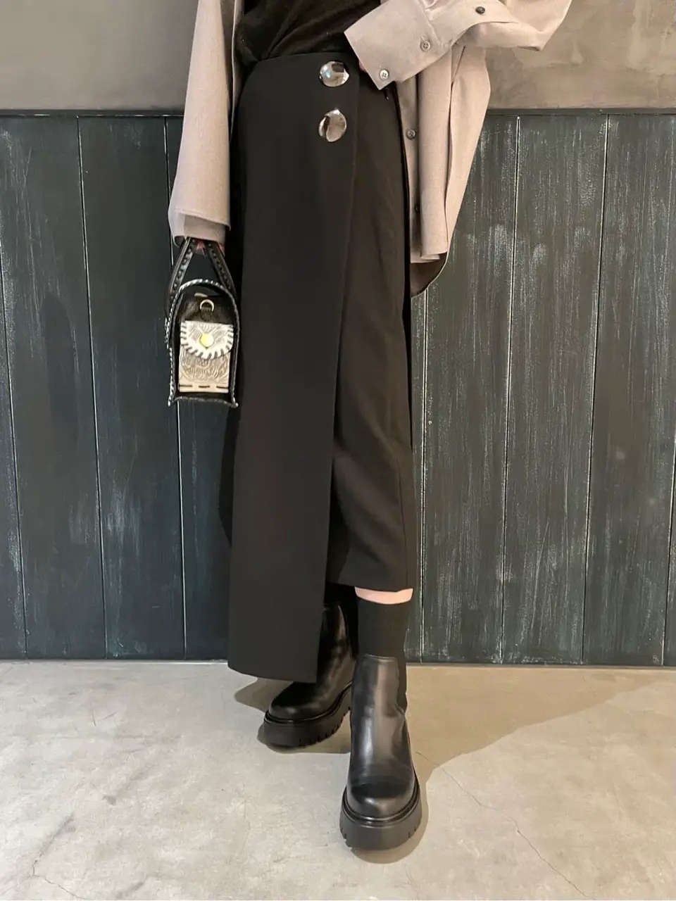 ORIGINATED IN GRACE CONTINENTAL 三浦　芙優 コーディネート画像