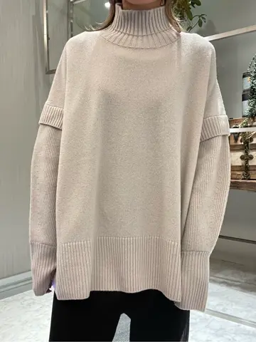 ORIGINATED IN GRACE CONTINENTAL 三浦　芙優 コーディネート画像