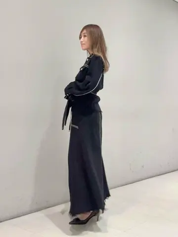 ORIGINATED IN GRACE CONTINENTAL yukimi yonee コーディネート画像