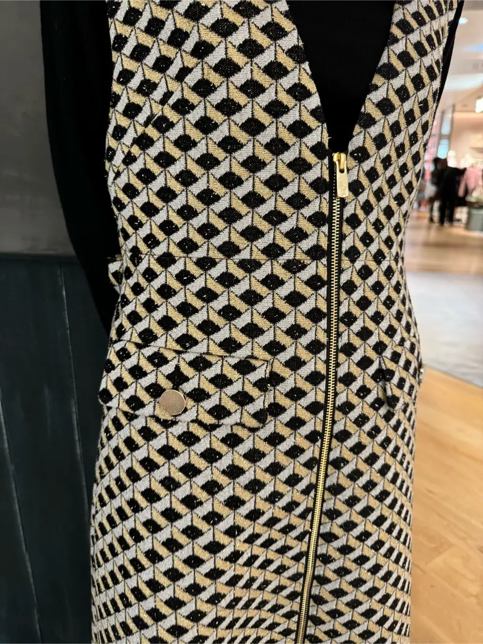 ORIGINATED IN GRACE CONTINENTAL Yuuki NOZAWA コーディネート画像