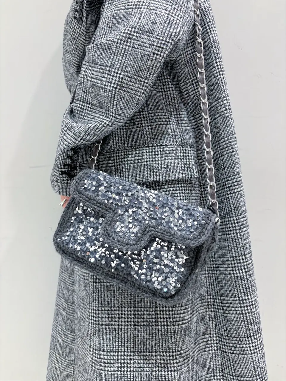 ORIGINATED IN GRACE CONTINENTAL yukimi yonee コーディネート画像