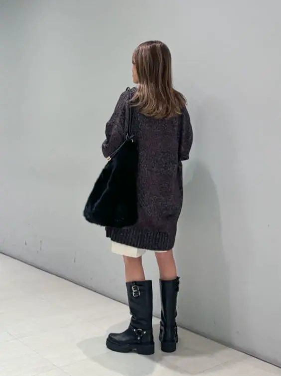 ORIGINATED IN GRACE CONTINENTAL yukimi yonee コーディネート画像