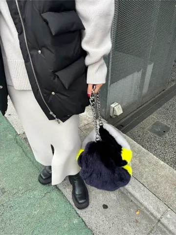 ORIGINATED IN GRACE CONTINENTAL yukimi yonee コーディネート画像