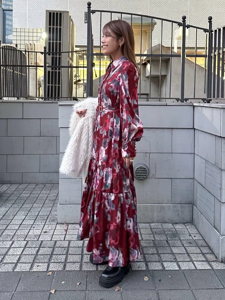 ORIGINATED IN GRACE CONTINENTAL yukimi yonee コーディネート画像