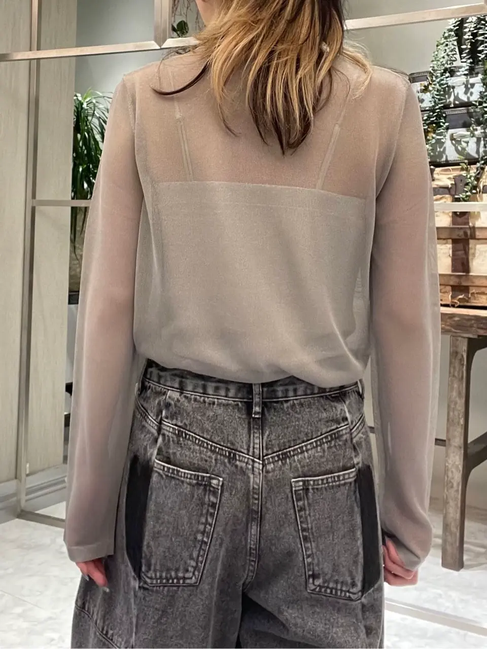 ORIGINATED IN GRACE CONTINENTAL 三浦　芙優 コーディネート画像