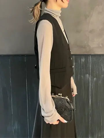 ORIGINATED IN GRACE CONTINENTAL 三浦　芙優 コーディネート画像