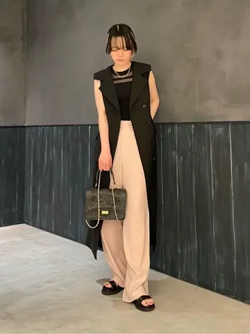 ORIGINATED IN GRACE CONTINENTAL 三浦　芙優 コーディネート画像