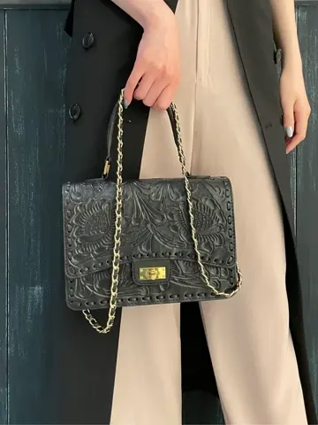 ORIGINATED IN GRACE CONTINENTAL 三浦　芙優 コーディネート画像