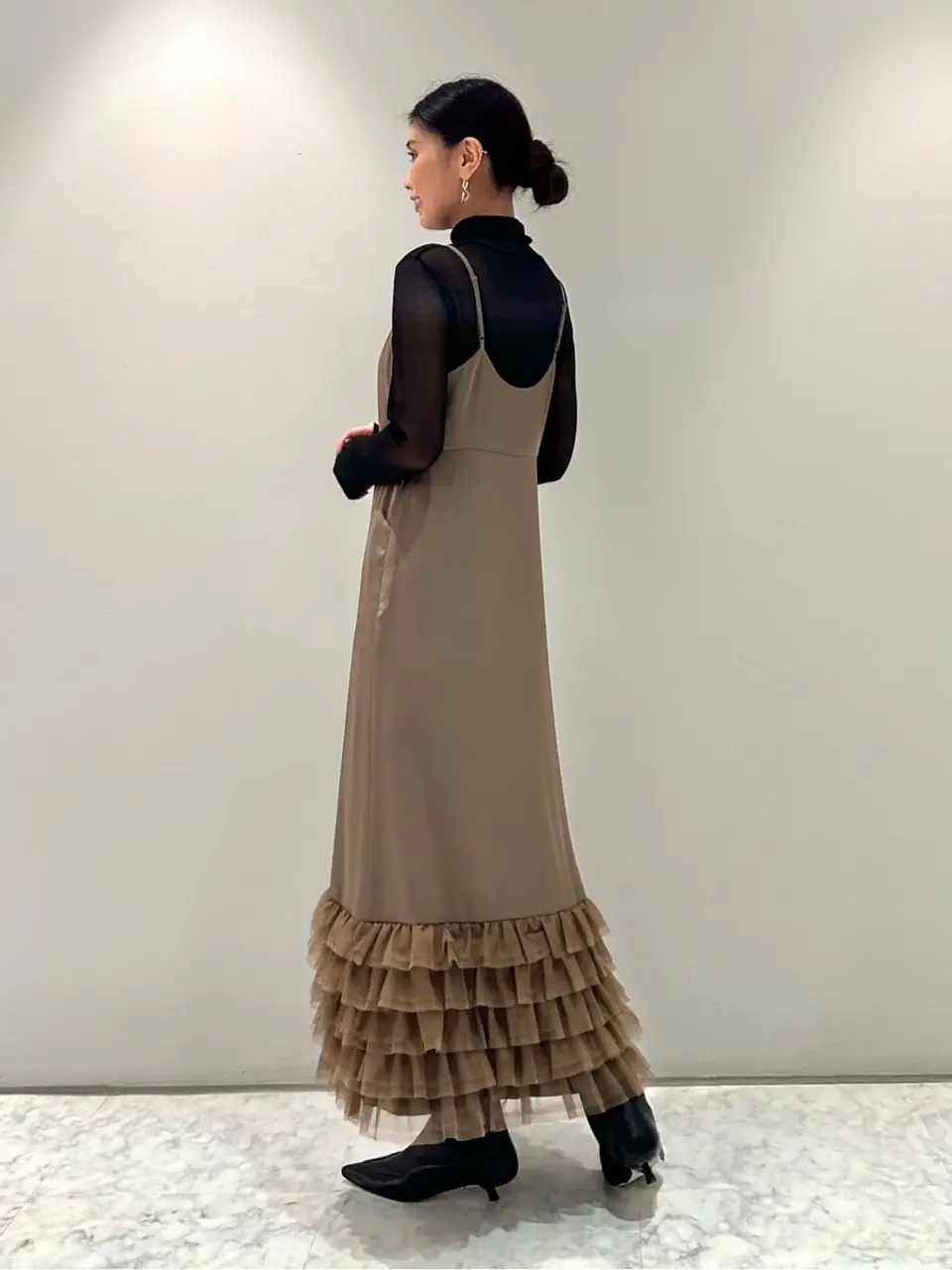 ORIGINATED IN GRACE CONTINENTAL 志田　悠 コーディネート画像