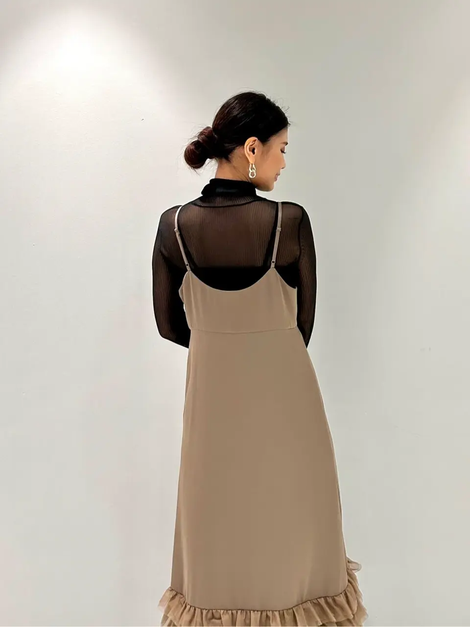 ORIGINATED IN GRACE CONTINENTAL 志田　悠 コーディネート画像