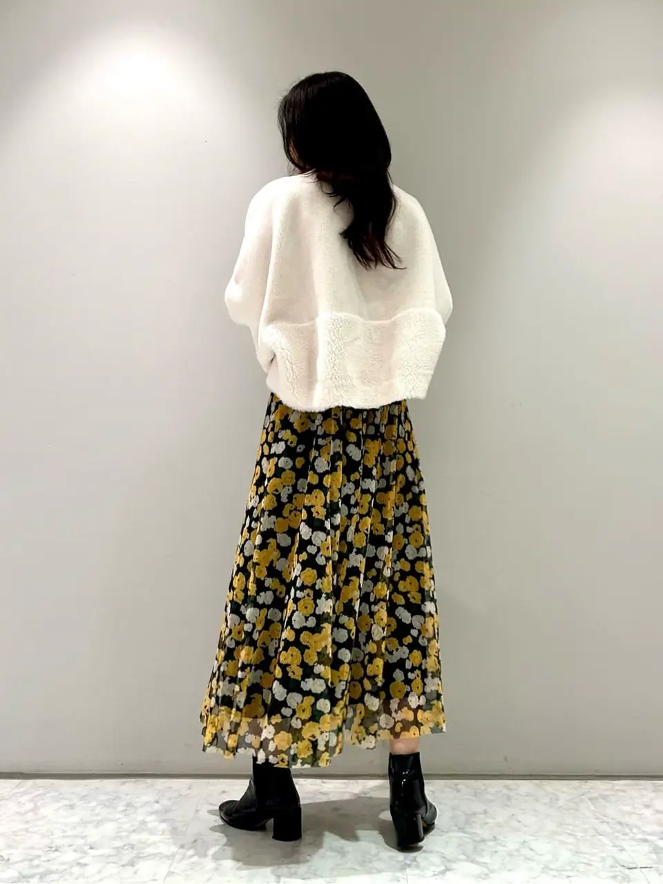 ORIGINATED IN GRACE CONTINENTAL 志田　悠 コーディネート画像