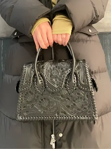 ORIGINATED IN GRACE CONTINENTAL 三浦　芙優 コーディネート画像