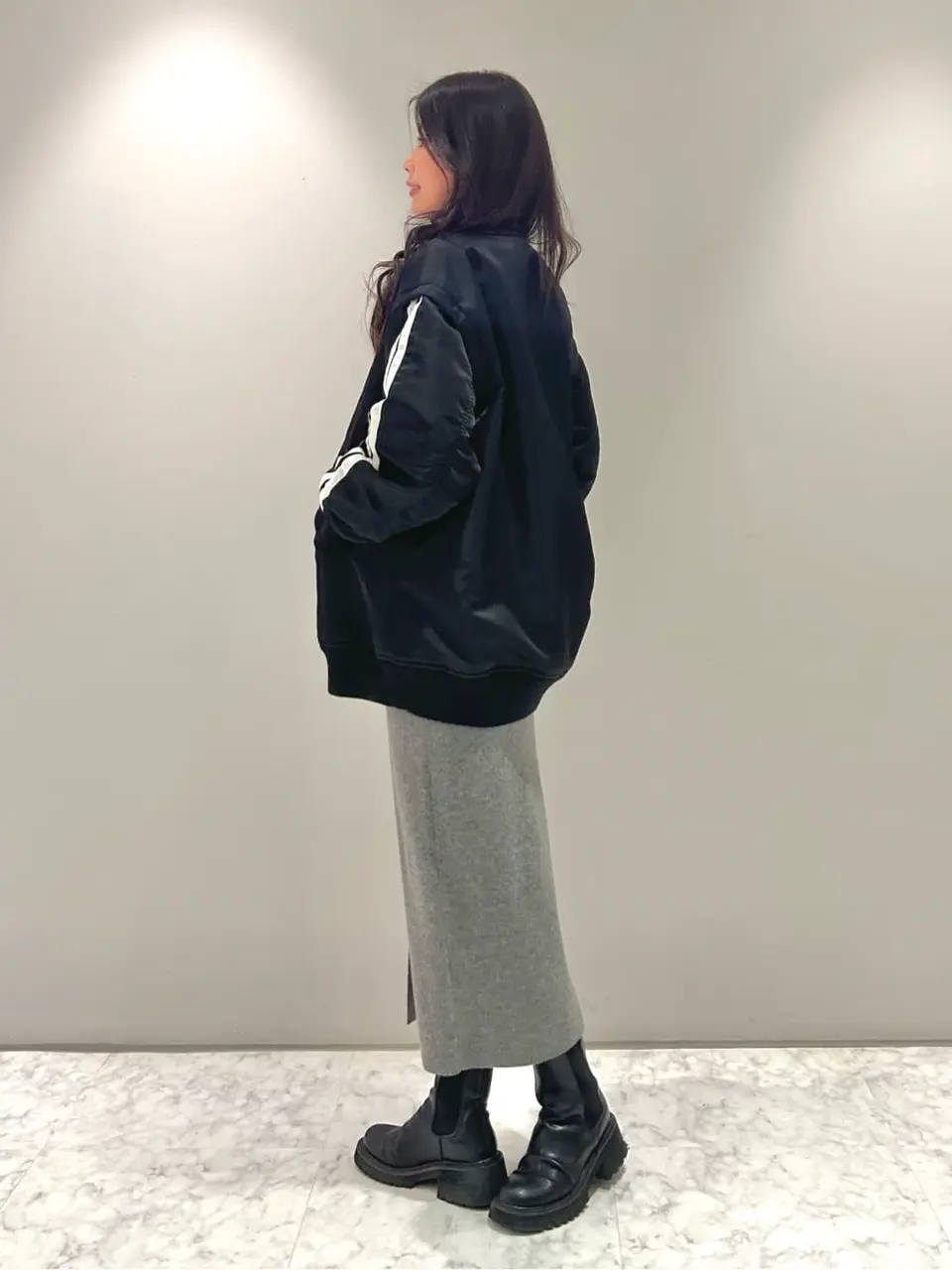 ORIGINATED IN GRACE CONTINENTAL 志田　悠 コーディネート画像