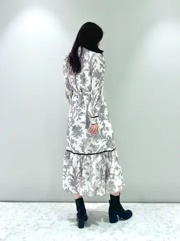 ORIGINATED IN GRACE CONTINENTAL 志田　悠 コーディネート画像