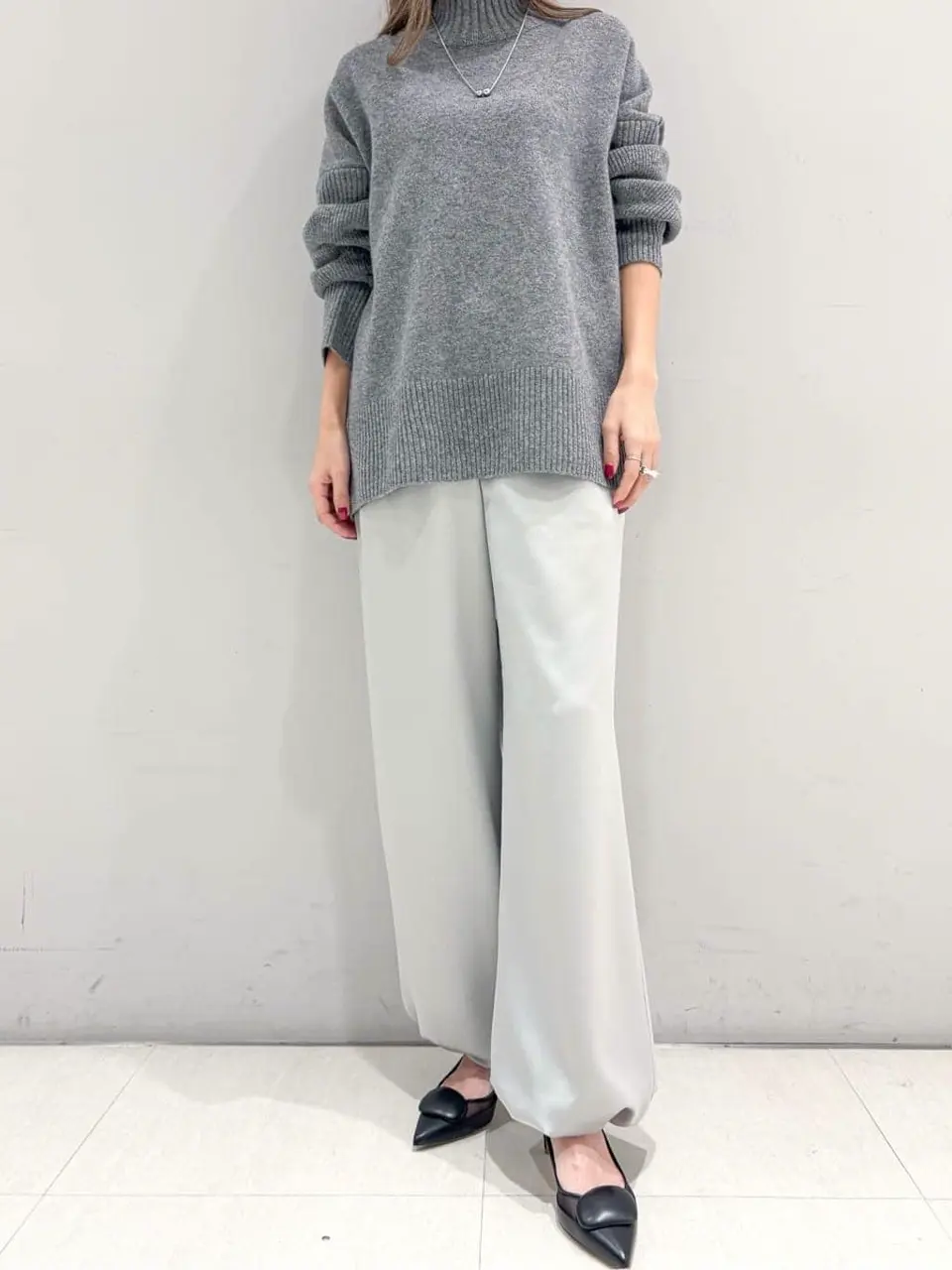 ORIGINATED IN GRACE CONTINENTAL yukimi yonee コーディネート画像