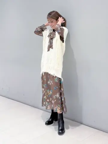 ORIGINATED IN GRACE CONTINENTAL yukimi yonee コーディネート画像