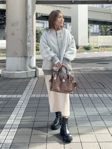 ORIGINATED IN GRACE CONTINENTAL yukimi yonee コーディネート画像