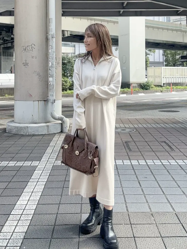 ORIGINATED IN GRACE CONTINENTAL yukimi yonee コーディネート画像