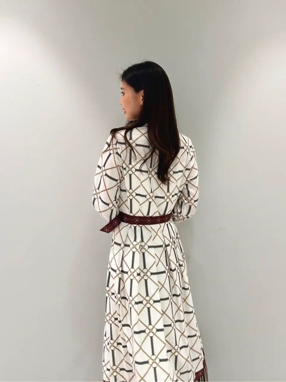 ORIGINATED IN GRACE CONTINENTAL 志田　悠 コーディネート画像