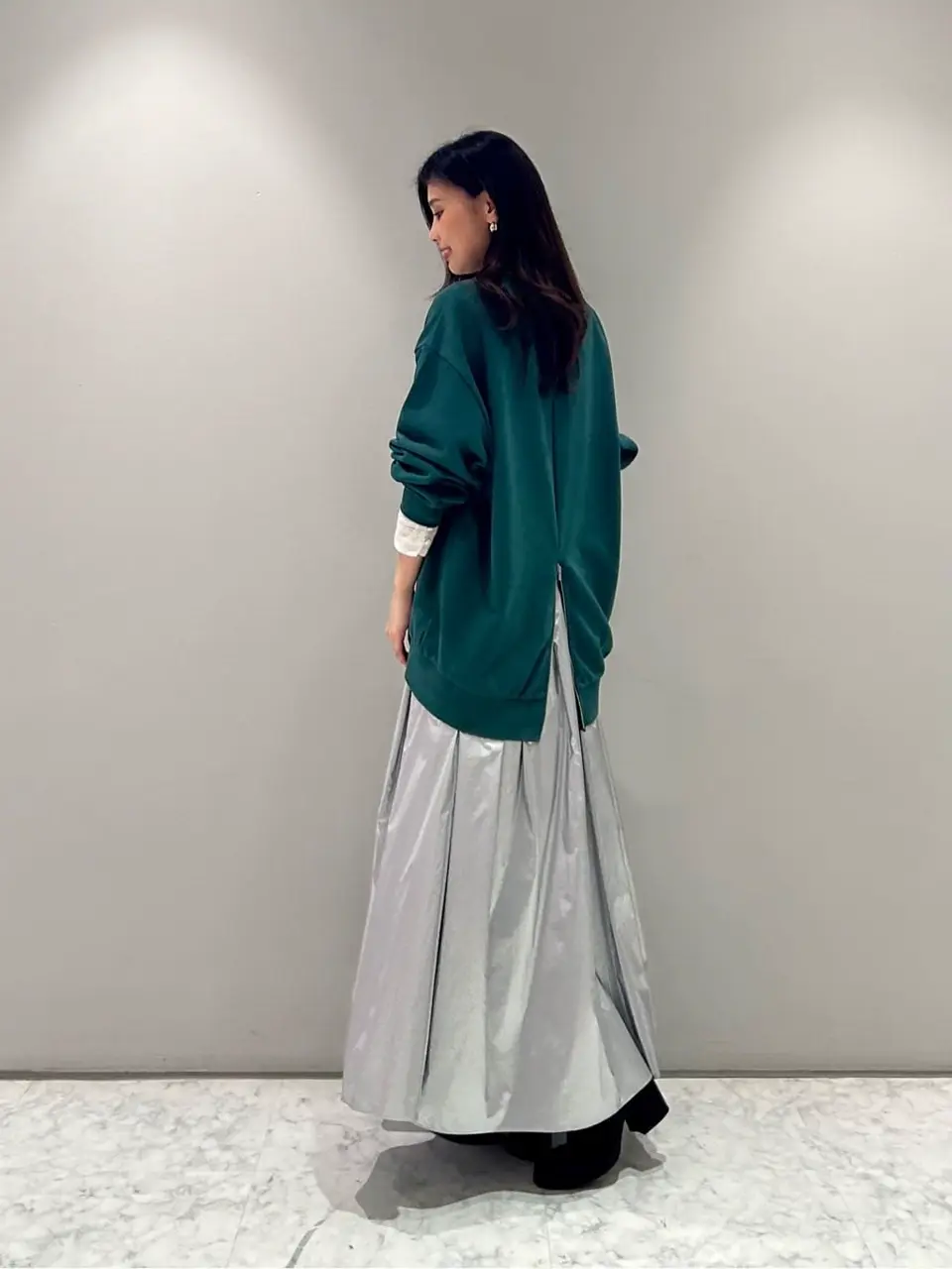 ORIGINATED IN GRACE CONTINENTAL 志田　悠 コーディネート画像