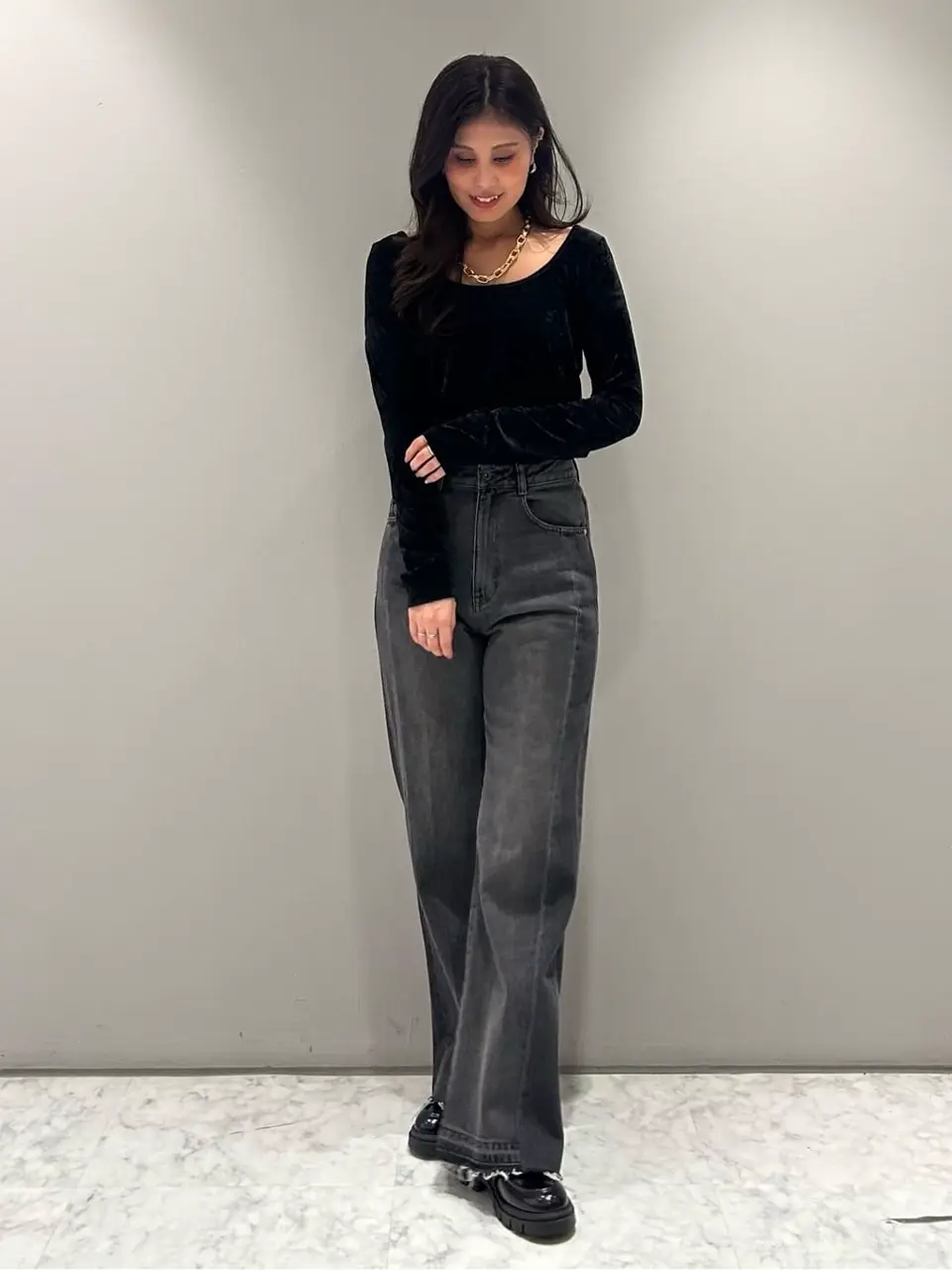 ORIGINATED IN GRACE CONTINENTAL 志田　悠 コーディネート画像