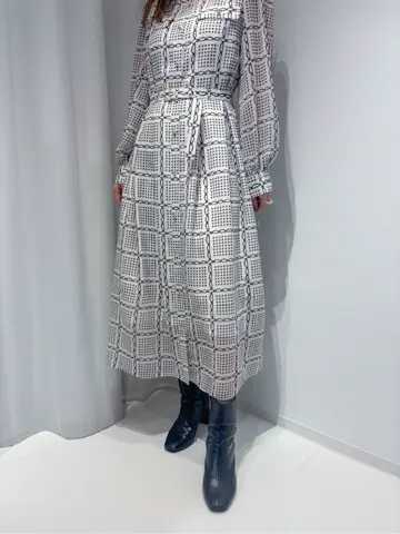 ORIGINATED IN GRACE CONTINENTAL yukimi yonee コーディネート画像