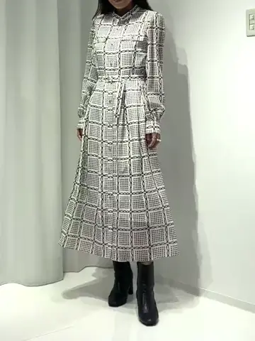 ORIGINATED IN GRACE CONTINENTAL yukimi yonee コーディネート画像