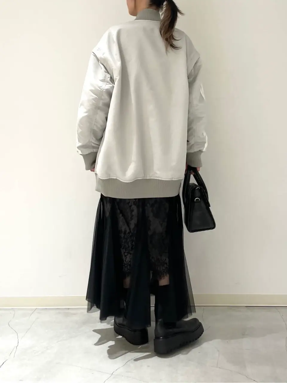 ORIGINATED IN GRACE CONTINENTAL 三浦　芙優 コーディネート画像