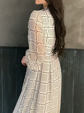 ORIGINATED IN GRACE CONTINENTAL watanabe コーディネート画像