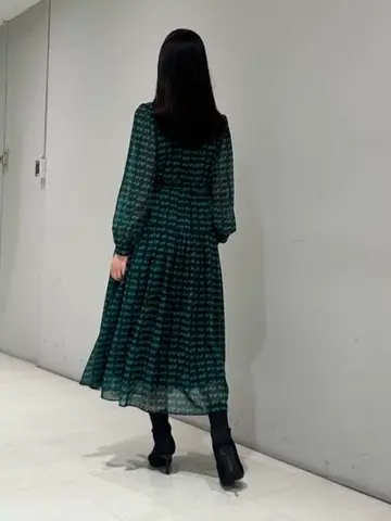 ORIGINATED IN GRACE CONTINENTAL 髙田　美衣 コーディネート画像