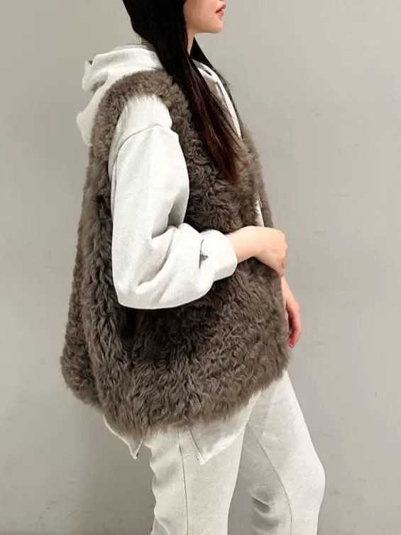 ORIGINATED IN GRACE CONTINENTAL 髙田　美衣 コーディネート画像