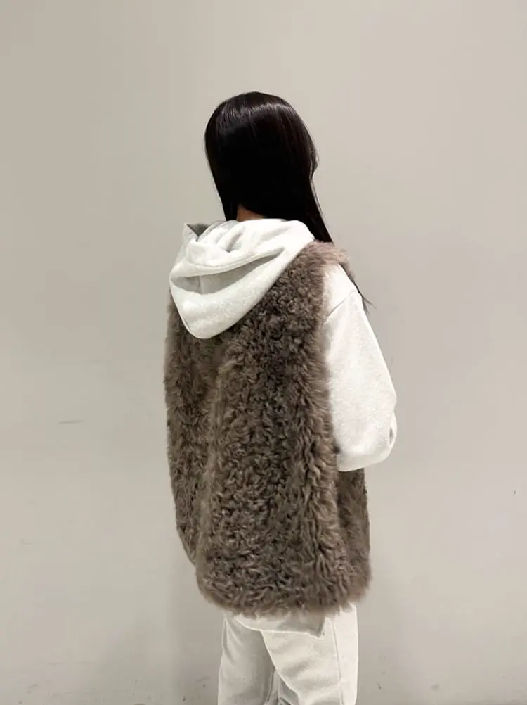 ORIGINATED IN GRACE CONTINENTAL 髙田　美衣 コーディネート画像