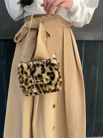 ORIGINATED IN GRACE CONTINENTAL watanabe コーディネート画像