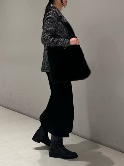 ORIGINATED IN GRACE CONTINENTAL 髙田　美衣 コーディネート画像