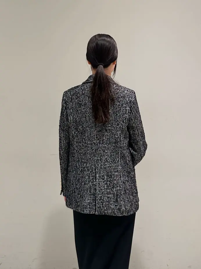 ORIGINATED IN GRACE CONTINENTAL 髙田　美衣 コーディネート画像