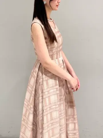 ORIGINATED IN GRACE CONTINENTAL 髙田　美衣 コーディネート画像