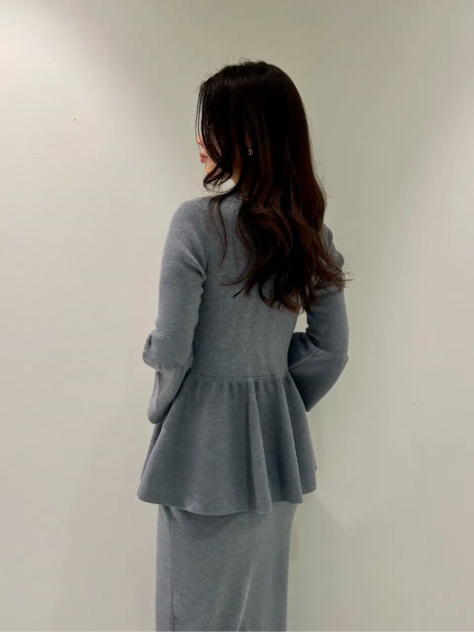 ORIGINATED IN GRACE CONTINENTAL 志田　悠 コーディネート画像