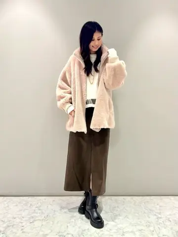 ORIGINATED IN GRACE CONTINENTAL 志田　悠 コーディネート画像