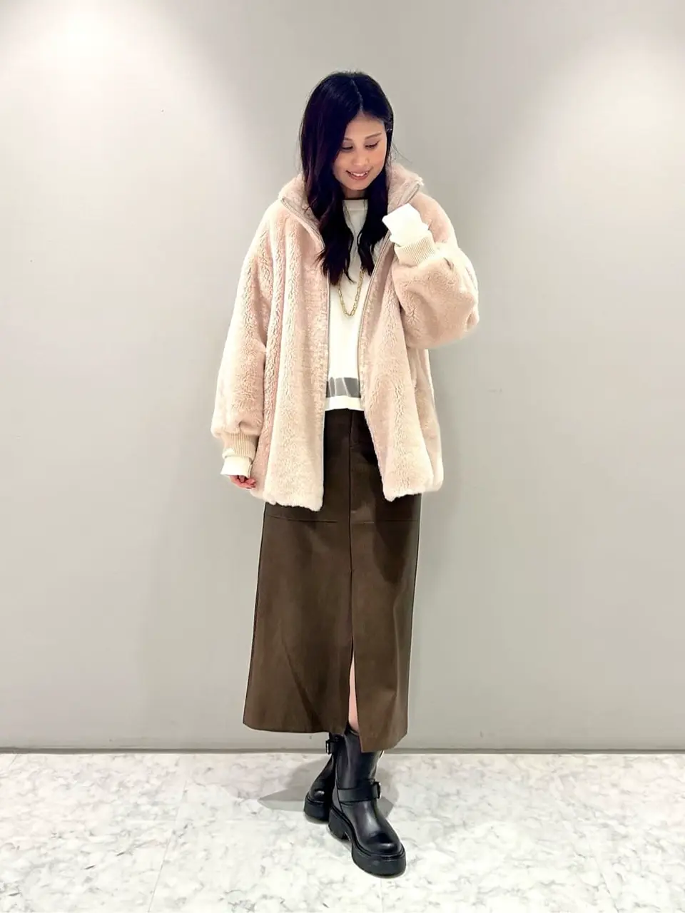 ORIGINATED IN GRACE CONTINENTAL 志田　悠 コーディネート画像