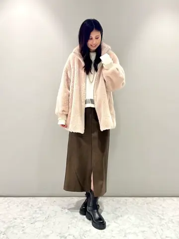 ORIGINATED IN GRACE CONTINENTAL 志田　悠 コーディネート画像