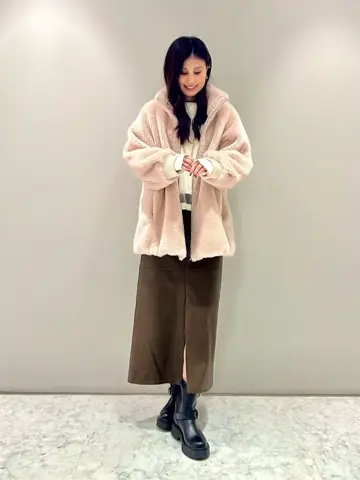 ORIGINATED IN GRACE CONTINENTAL 志田　悠 コーディネート画像