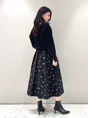 ORIGINATED IN GRACE CONTINENTAL 志田　悠 コーディネート画像