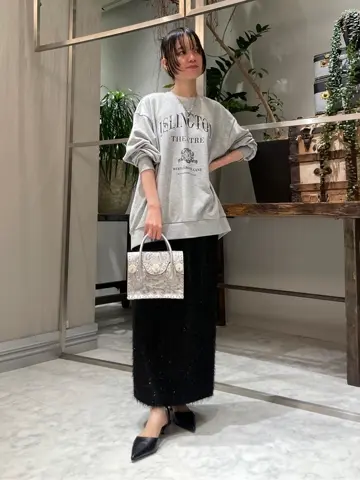 ORIGINATED IN GRACE CONTINENTAL 三浦　芙優 コーディネート画像