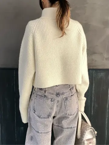 ORIGINATED IN GRACE CONTINENTAL 三浦　芙優 コーディネート画像