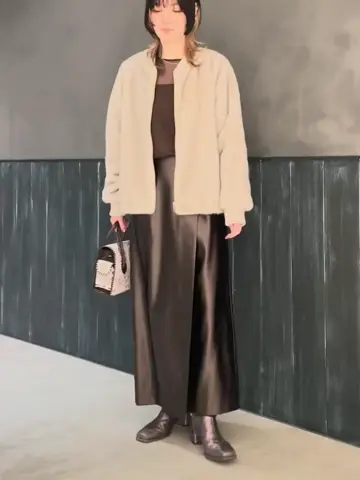 ORIGINATED IN GRACE CONTINENTAL 三浦　芙優 コーディネート画像