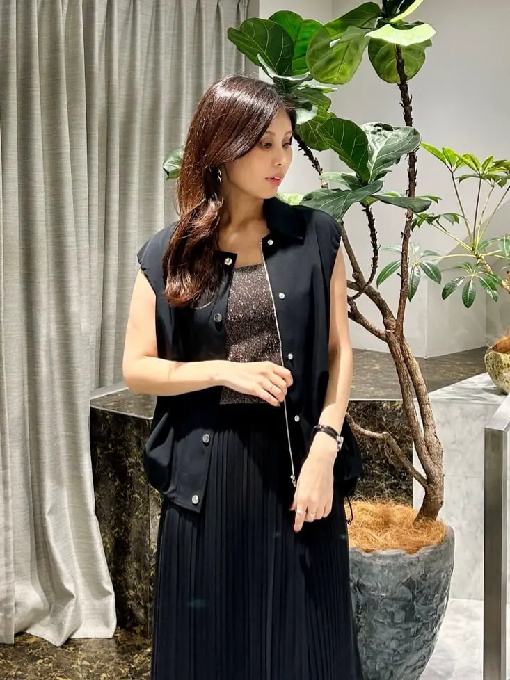 ORIGINATED IN GRACE CONTINENTAL 志田　悠 コーディネート画像