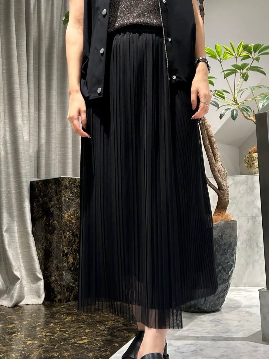 ORIGINATED IN GRACE CONTINENTAL 志田　悠 コーディネート画像