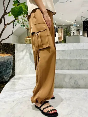 ORIGINATED IN GRACE CONTINENTAL 志田　悠 コーディネート画像